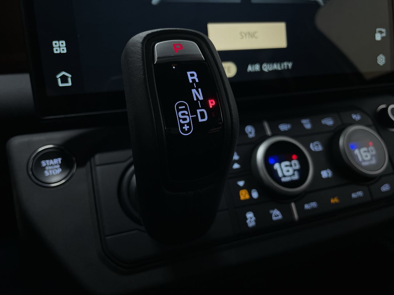 2026 Land Rover Defender