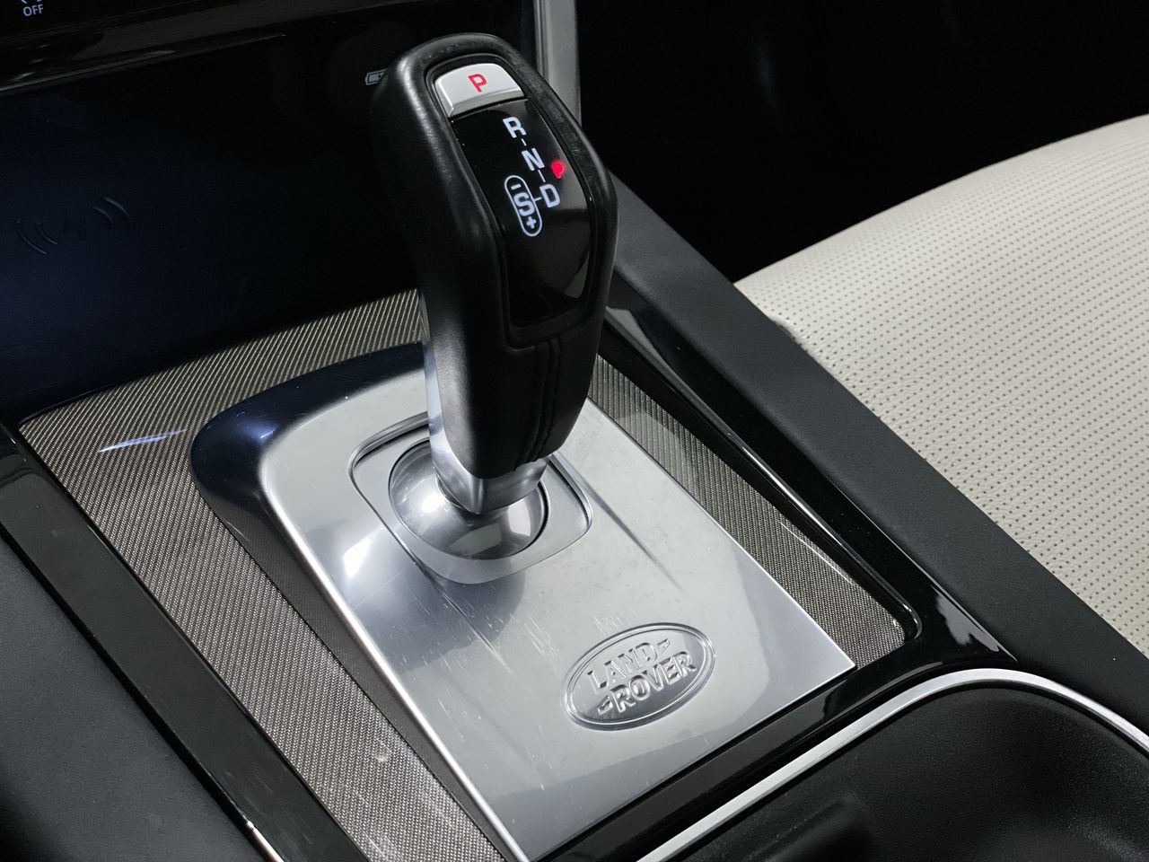 2020 Land Rover DISCOVERY SPORT in Vancouver, British Columbia