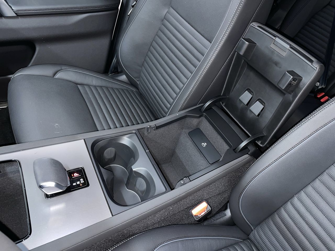 2024 Land Rover DISCOVERY SPORT in Vancouver, British Columbia