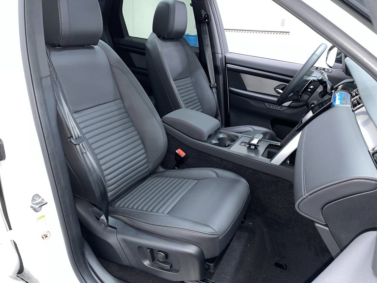 Land Rover DISCOVERY SPORT  2024 à Vancouver, Colombie-Britannique