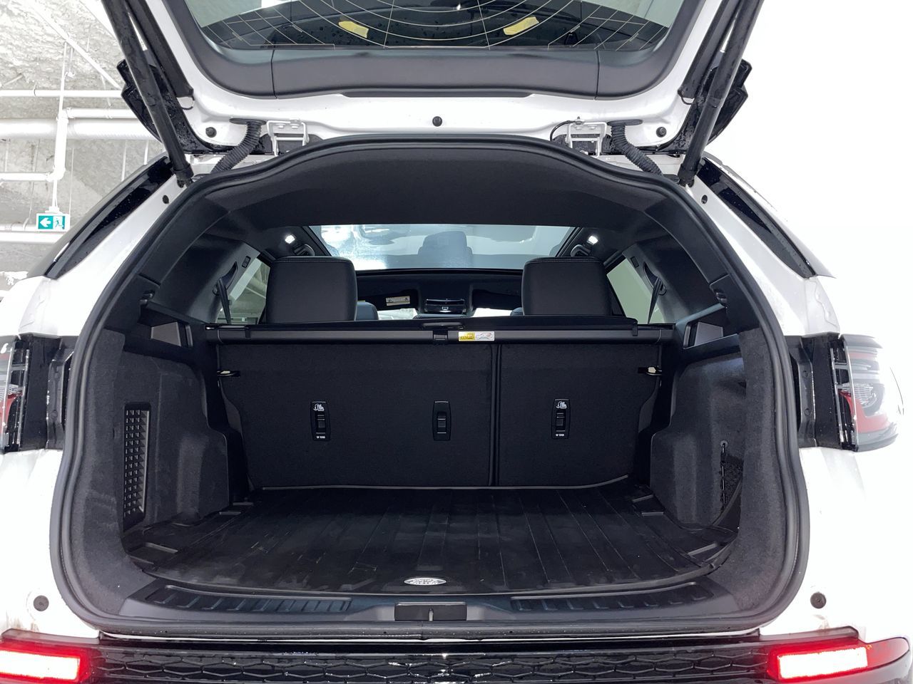 Land Rover DISCOVERY SPORT  2024 à Vancouver, Colombie-Britannique