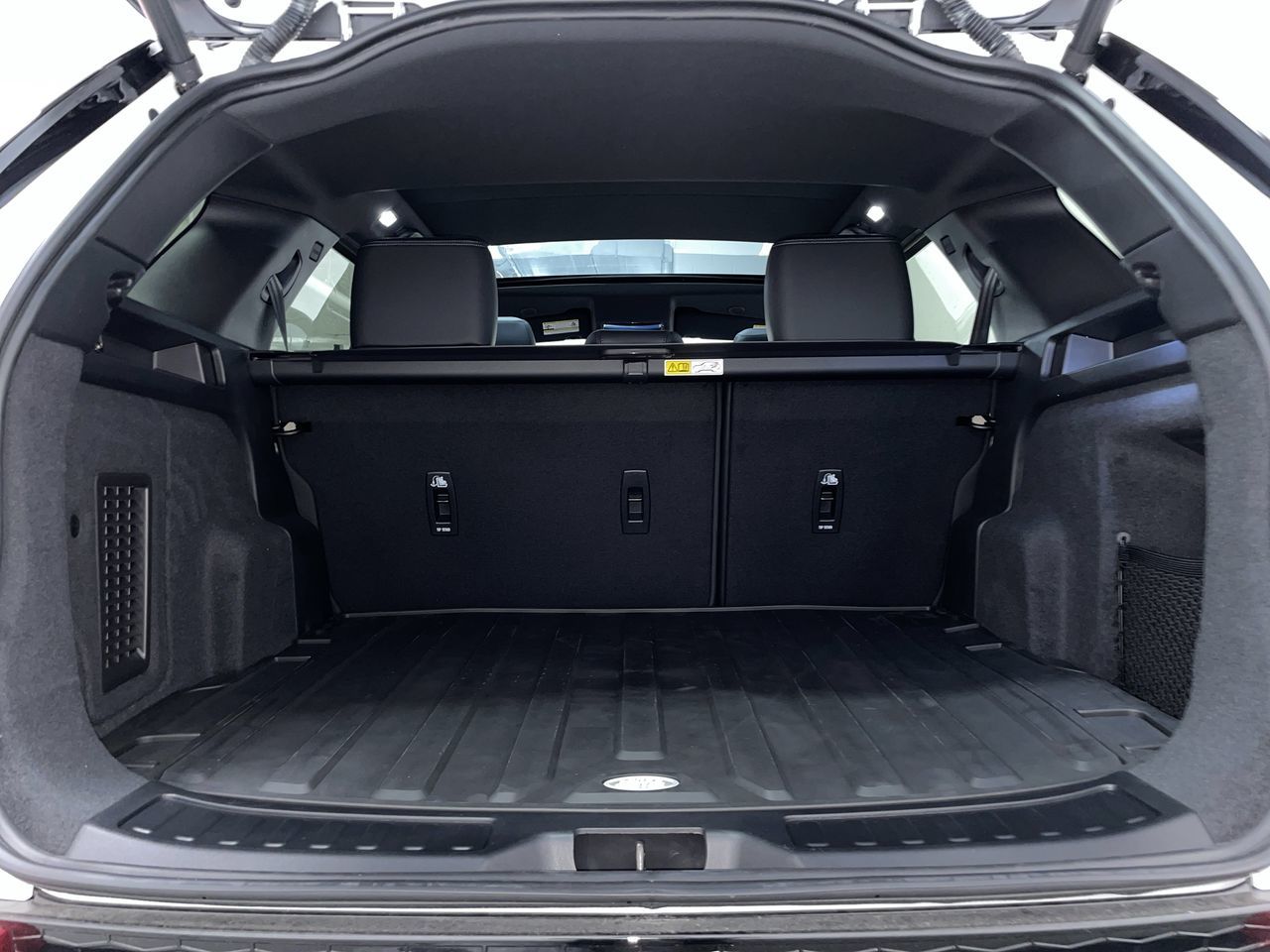 2024 Land Rover DISCOVERY SPORT in Vancouver, British Columbia
