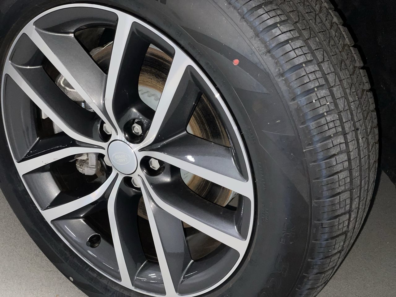 2024 Land Rover DISCOVERY SPORT in Vancouver, British Columbia