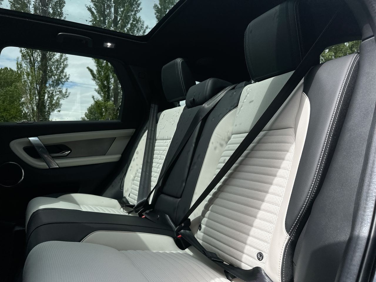 2025 Land Rover Discovery Sport