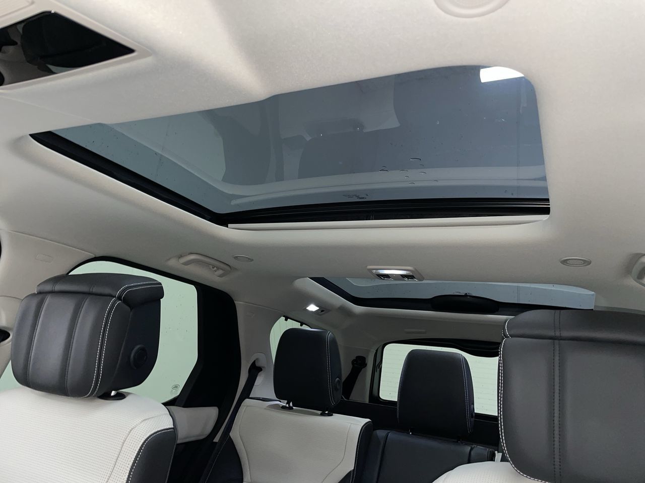 2025 Land Rover Discovery