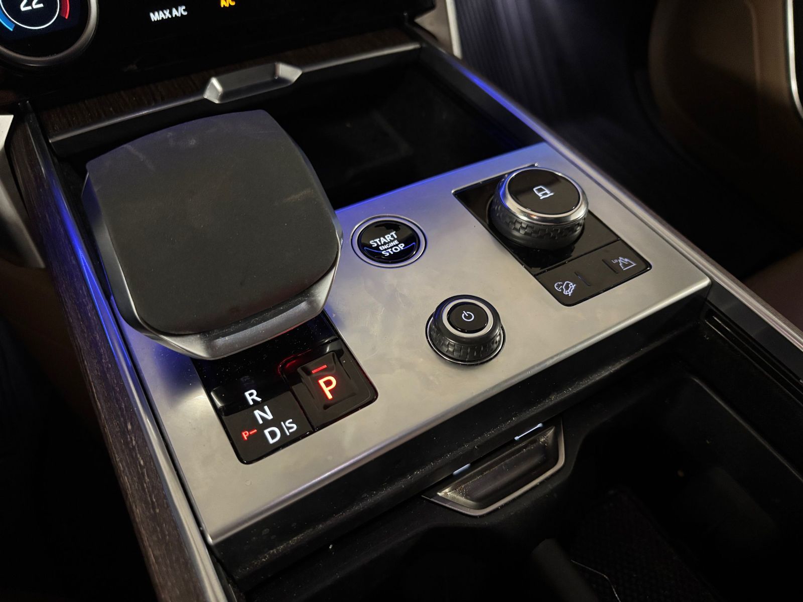 2023 Land Rover NEW RANGE ROVER in Vancouver, British Columbia