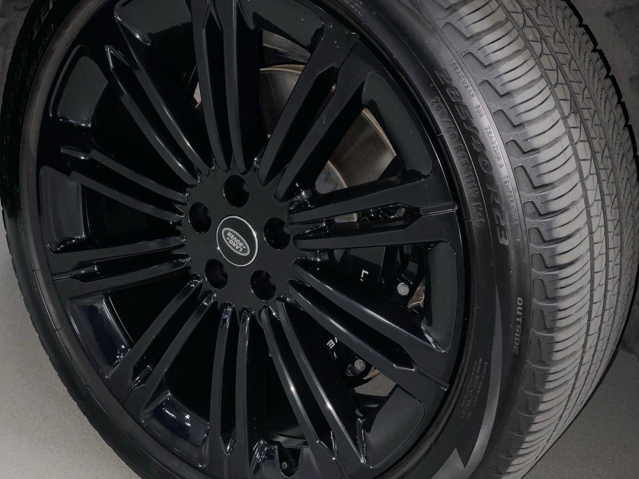 2023 Land Rover New Range Rover