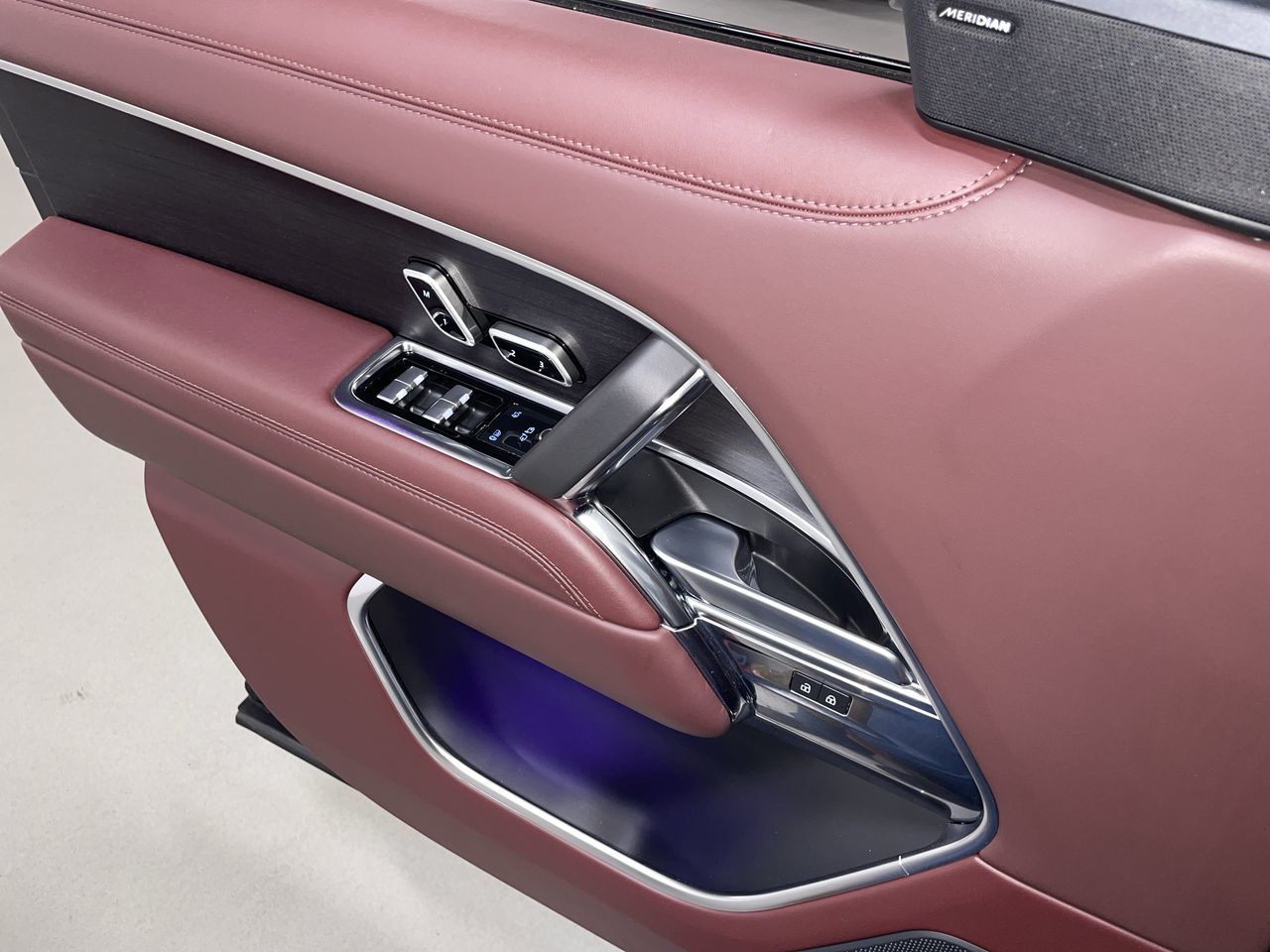 2023 Land Rover New Range Rover