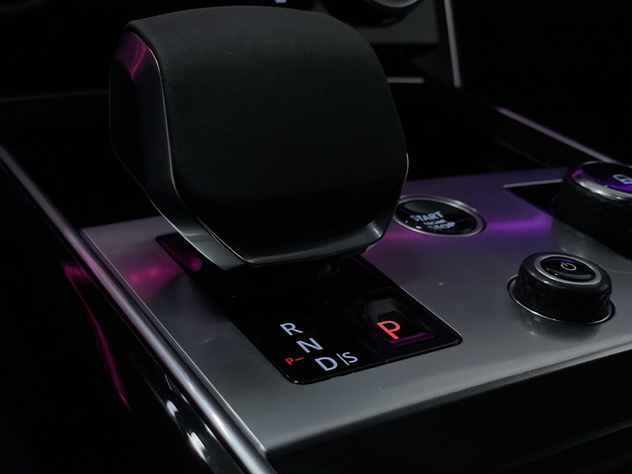 2023 Land Rover New Range Rover
