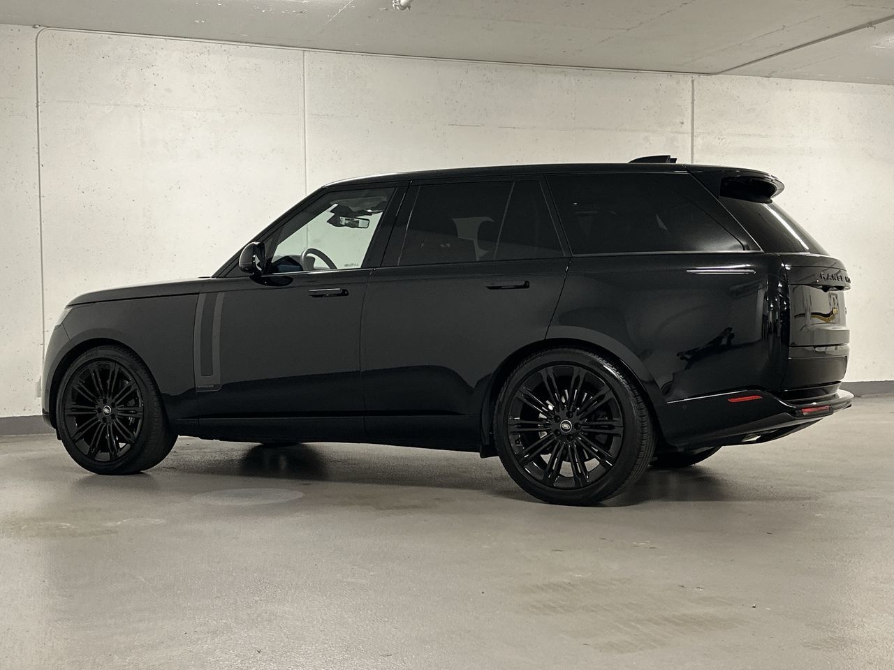 2023 Land Rover New Range Rover