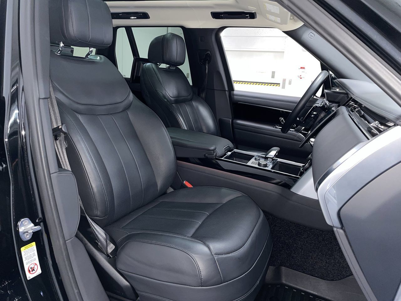 2023 Land Rover New Range Rover