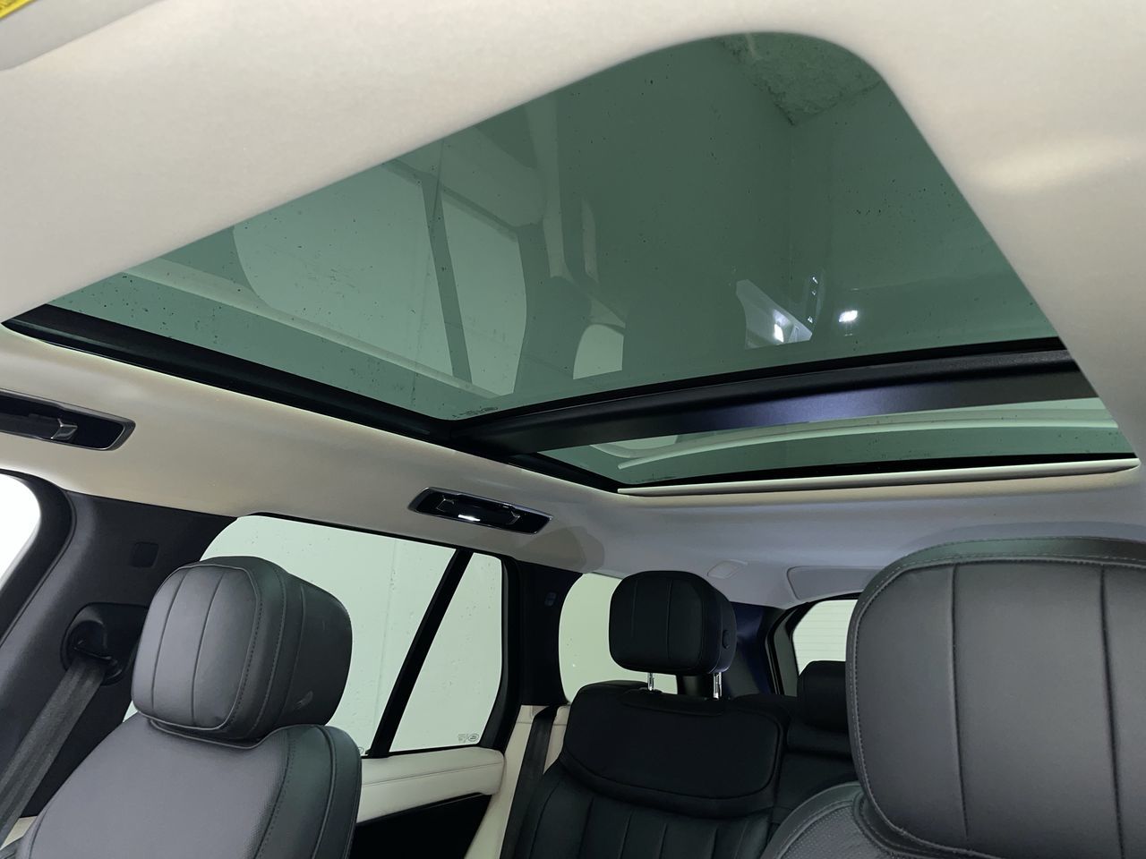 2024 Land Rover New Range Rover