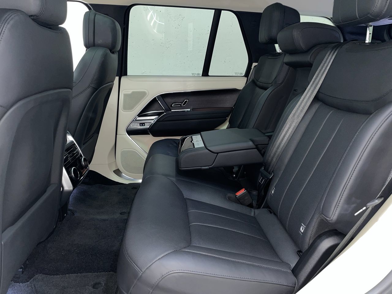 2024 Land Rover New Range Rover