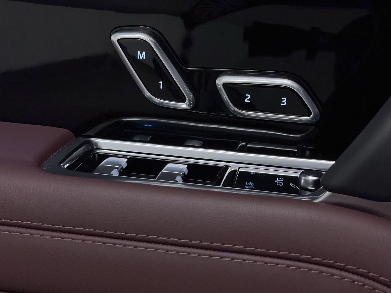 2024 Land Rover New Range Rover