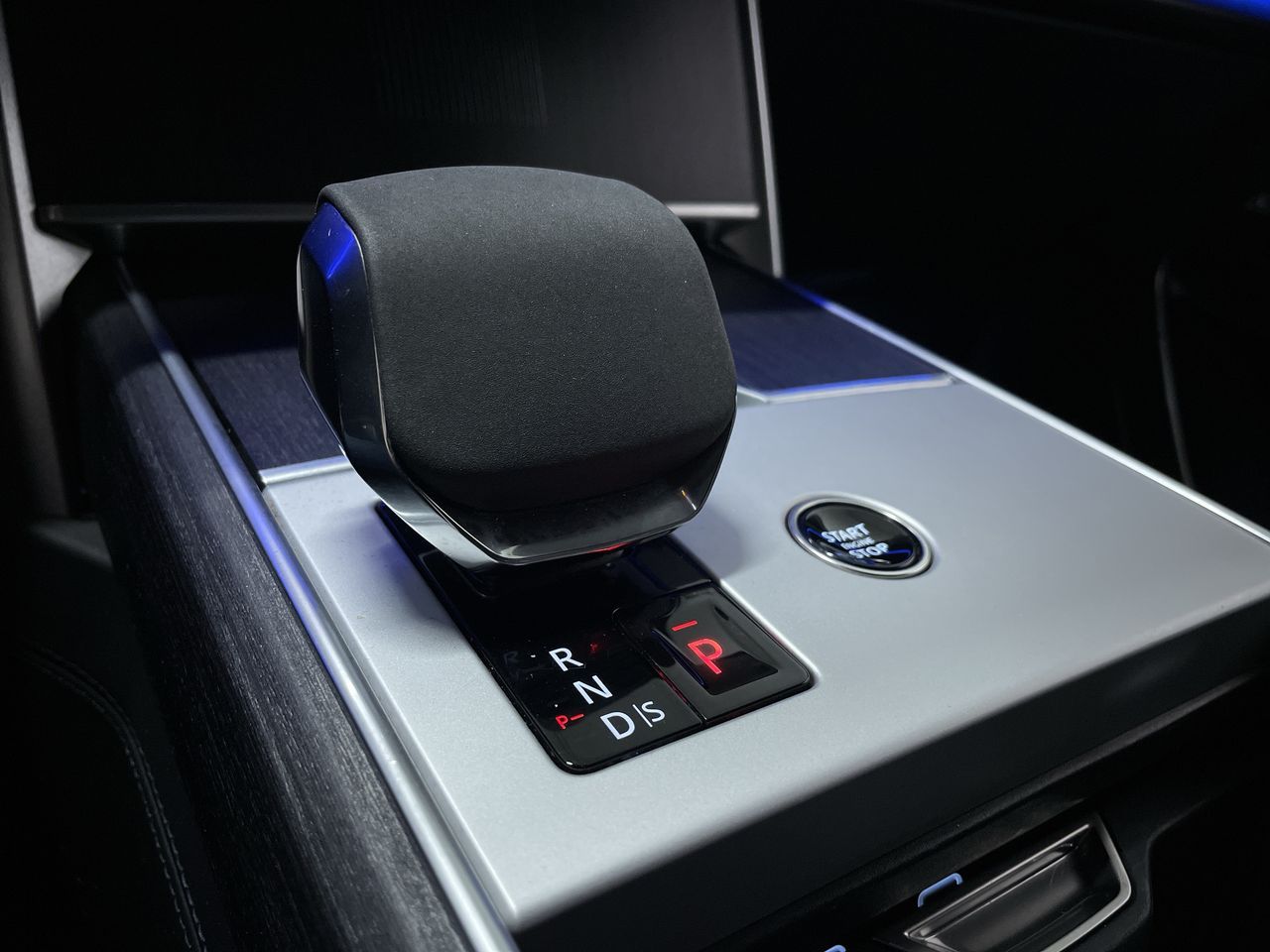 2024 Land Rover New Range Rover