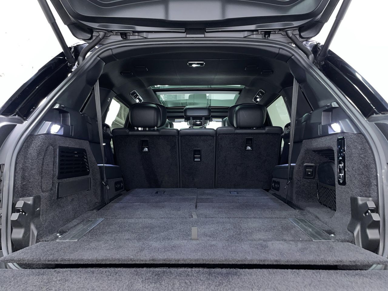 2024 Land Rover New Range Rover