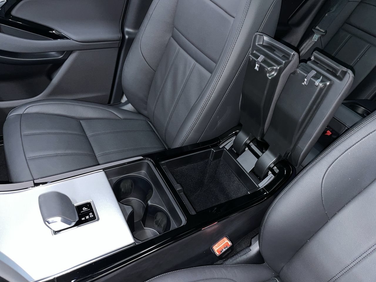 2024 Land Rover Range Rover Evoque in Vancouver, British Columbia