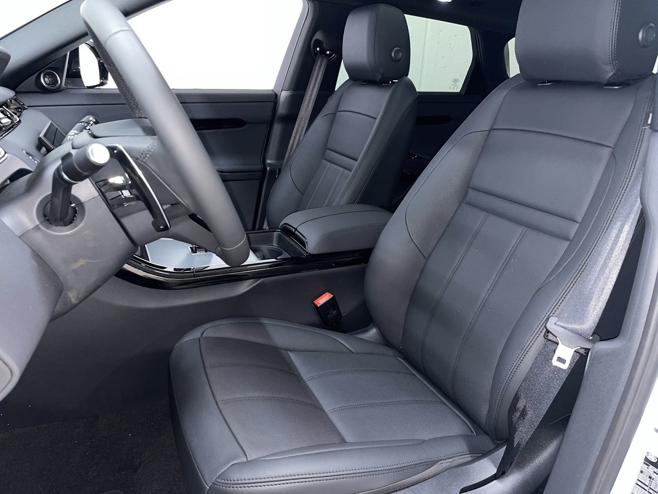 2024 Land Rover Range Rover Evoque in Vancouver, British Columbia