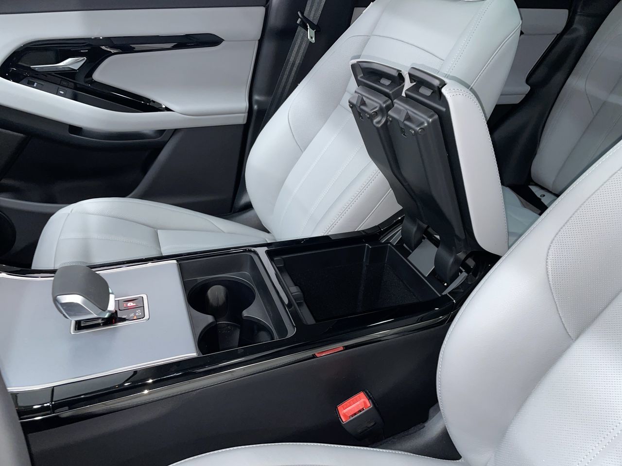 2024 Land Rover Range Rover Evoque in Vancouver, British Columbia