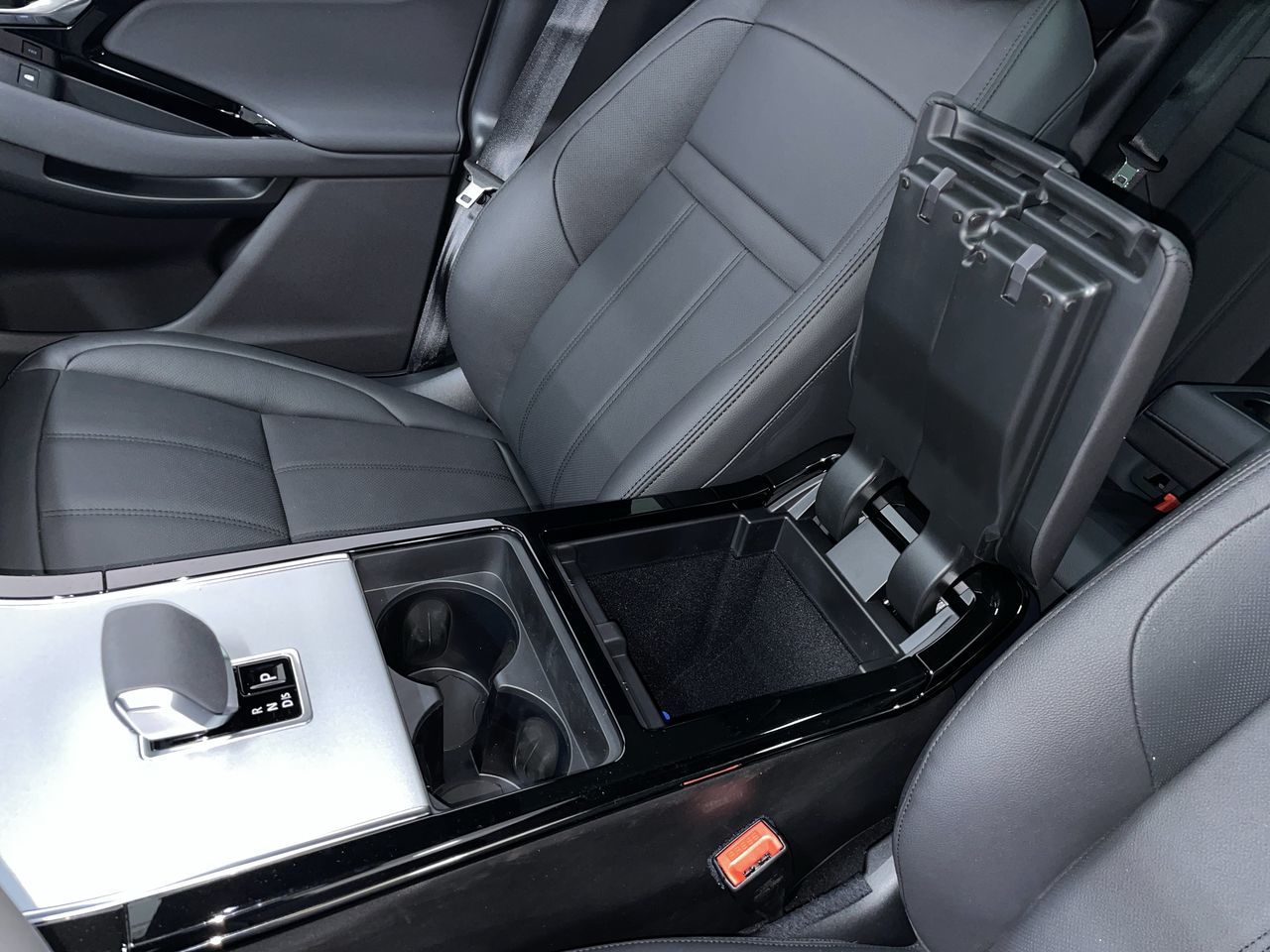 2024 Land Rover Range Rover Evoque in Vancouver, British Columbia