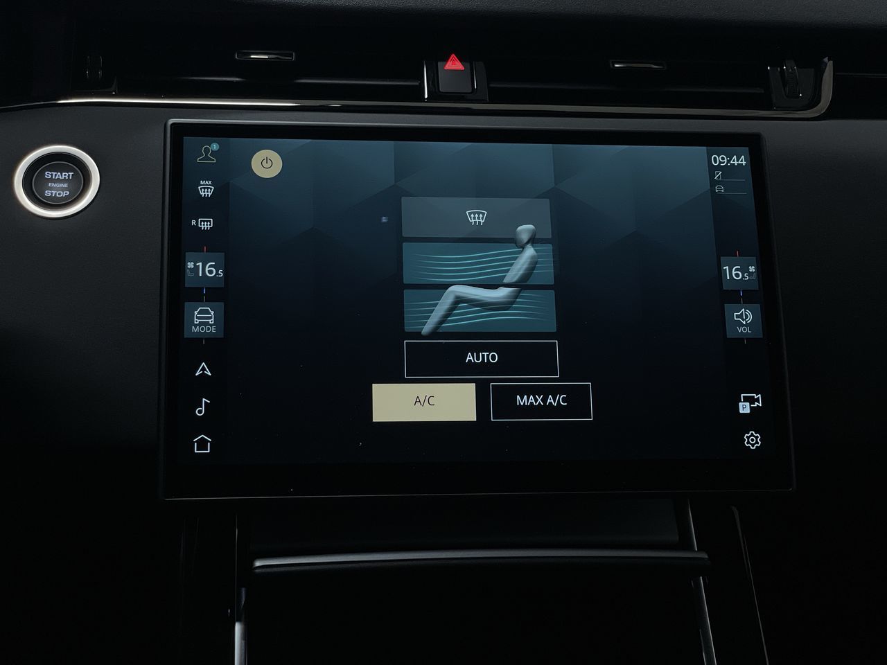 2024 Land Rover Range Rover Evoque in Vancouver, British Columbia