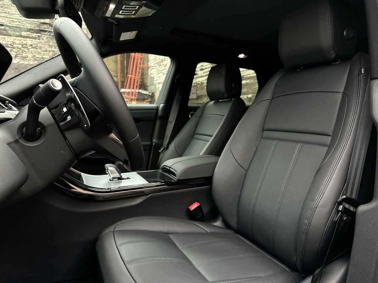 2025 Land Rover Range Rover Evoque