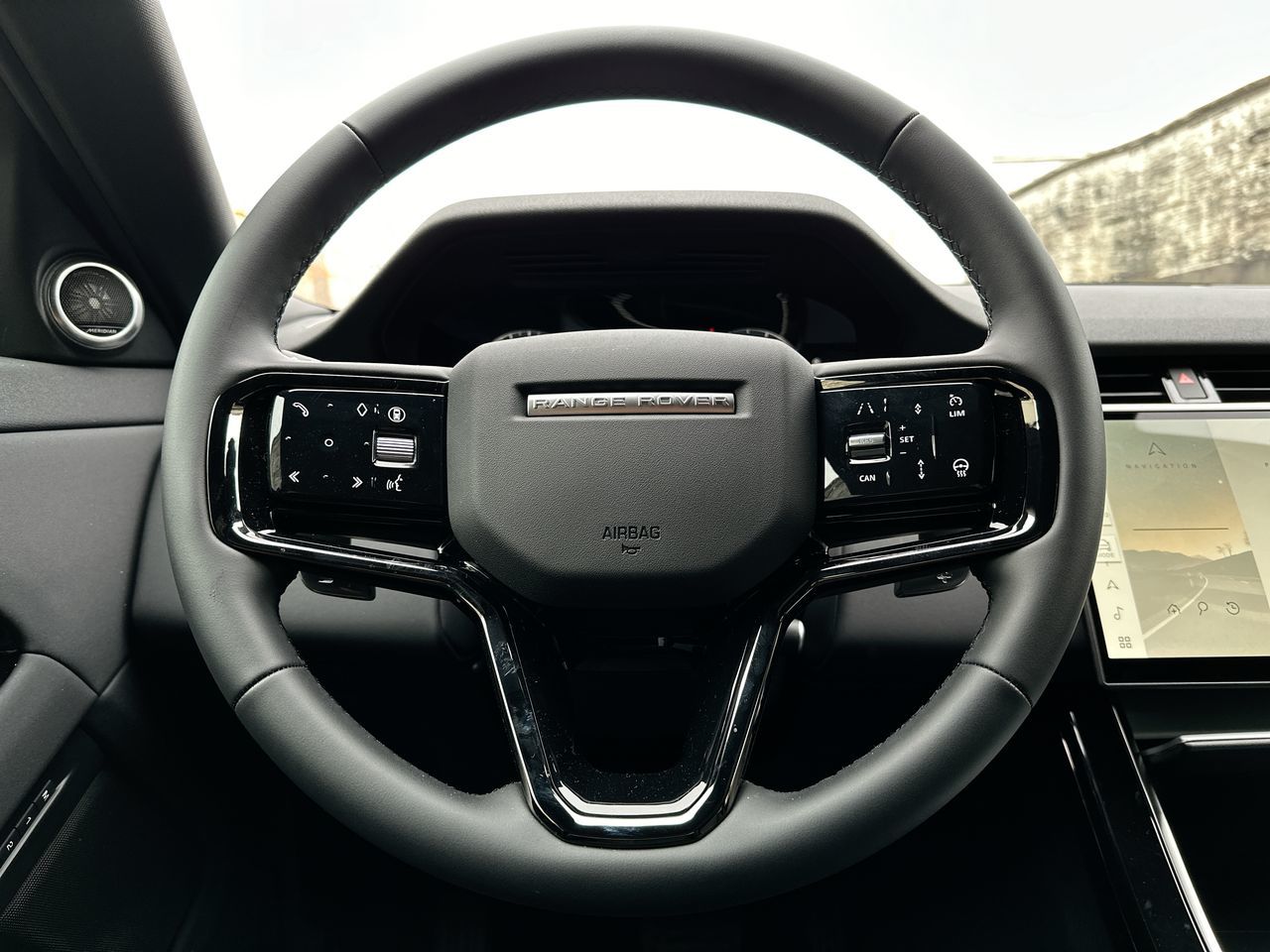 2025 Land Rover Range Rover Evoque