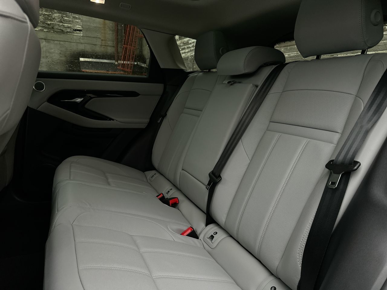 2025 Land Rover Range Rover Evoque