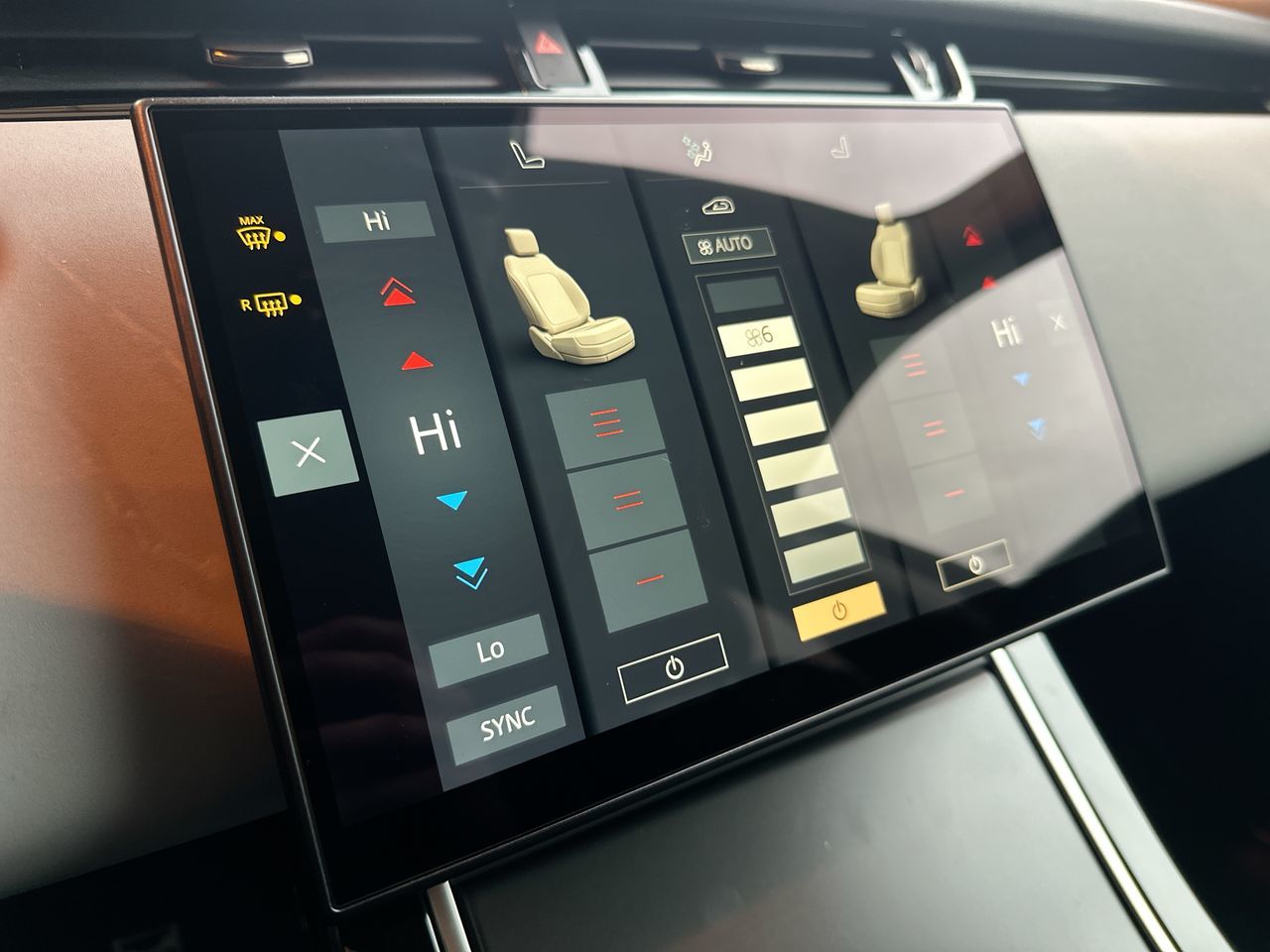 2025 Land Rover Range Rover Evoque in Vancouver, British Columbia