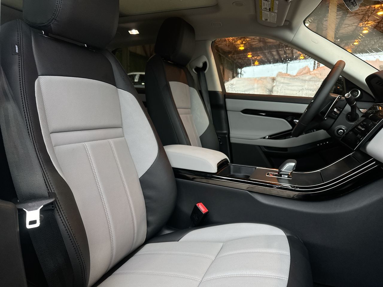 2025 Land Rover Range Rover Evoque in Vancouver, British Columbia