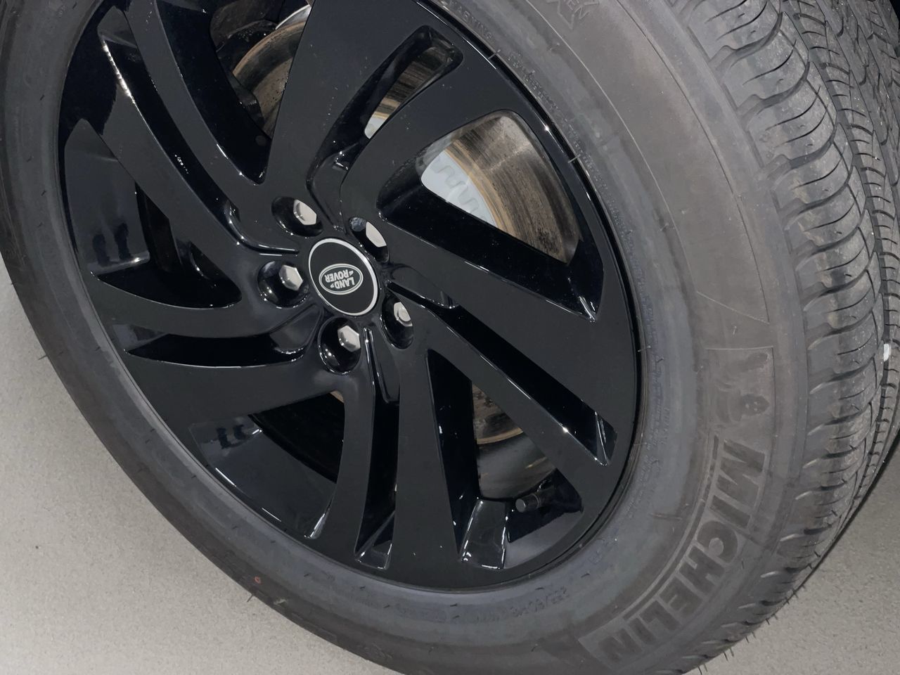 2026 Land Rover Range Rover Evoque