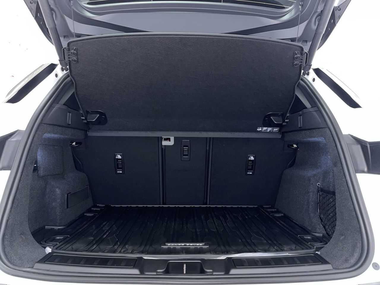 2026 Land Rover Range Rover Evoque