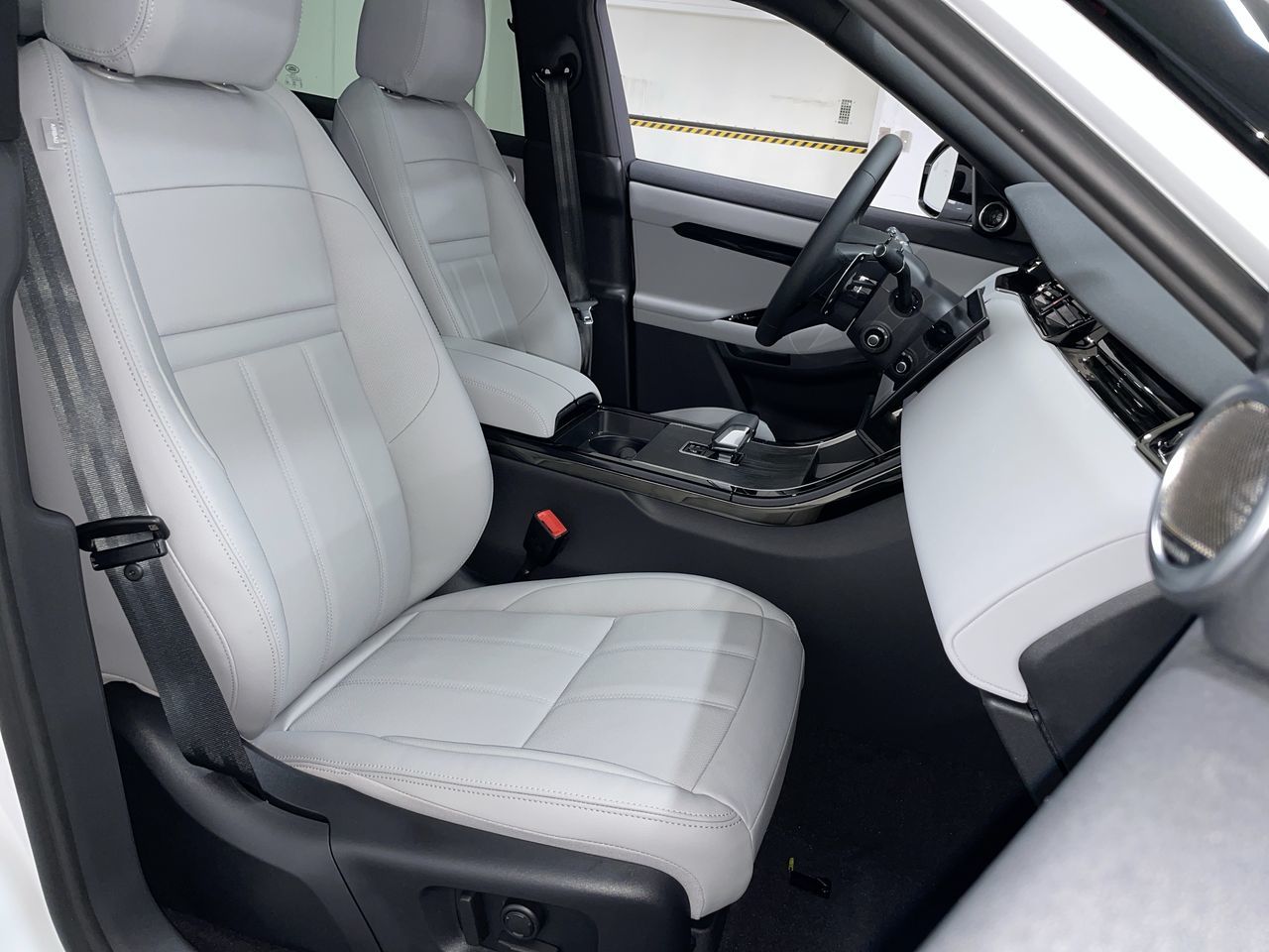 2026 Land Rover Range Rover Evoque