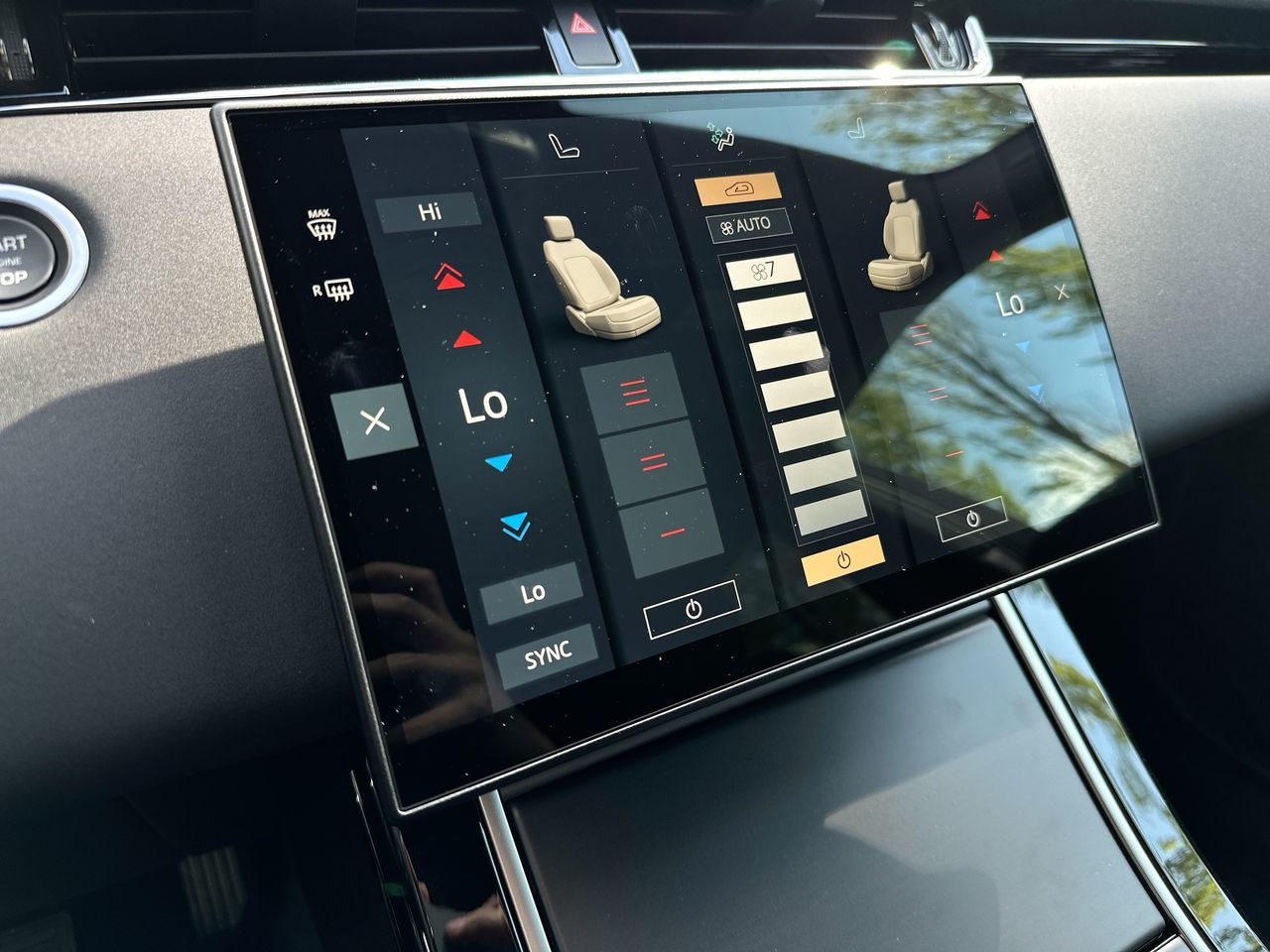 2026 Land Rover Range Rover Evoque