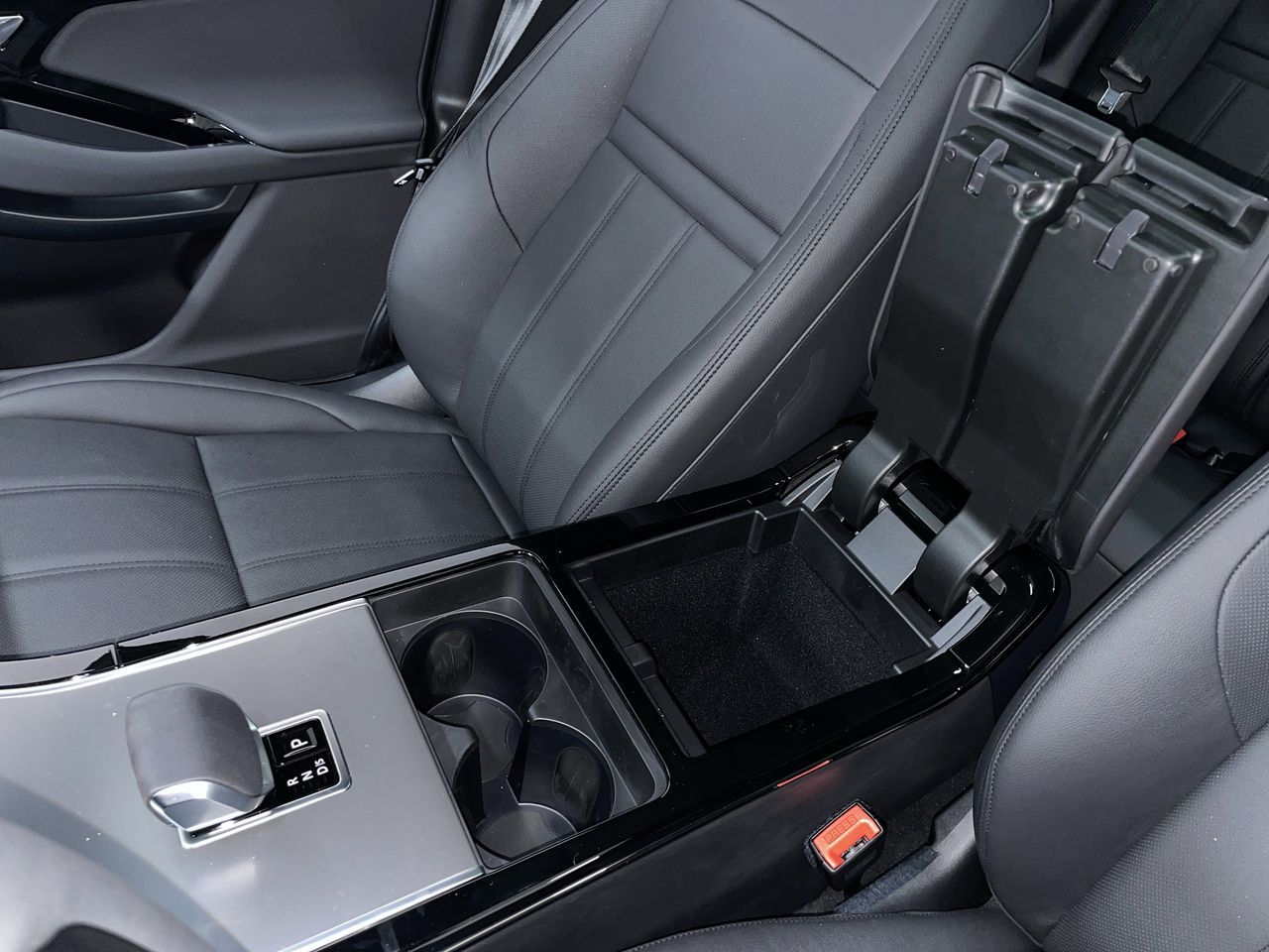 2026 Land Rover Range Rover Evoque