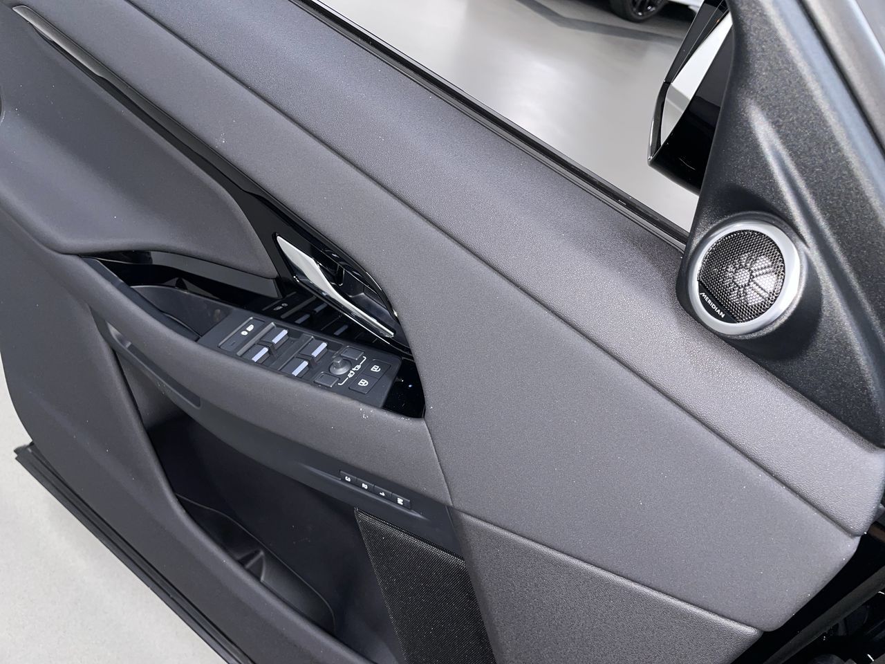 2026 Land Rover Range Rover Evoque