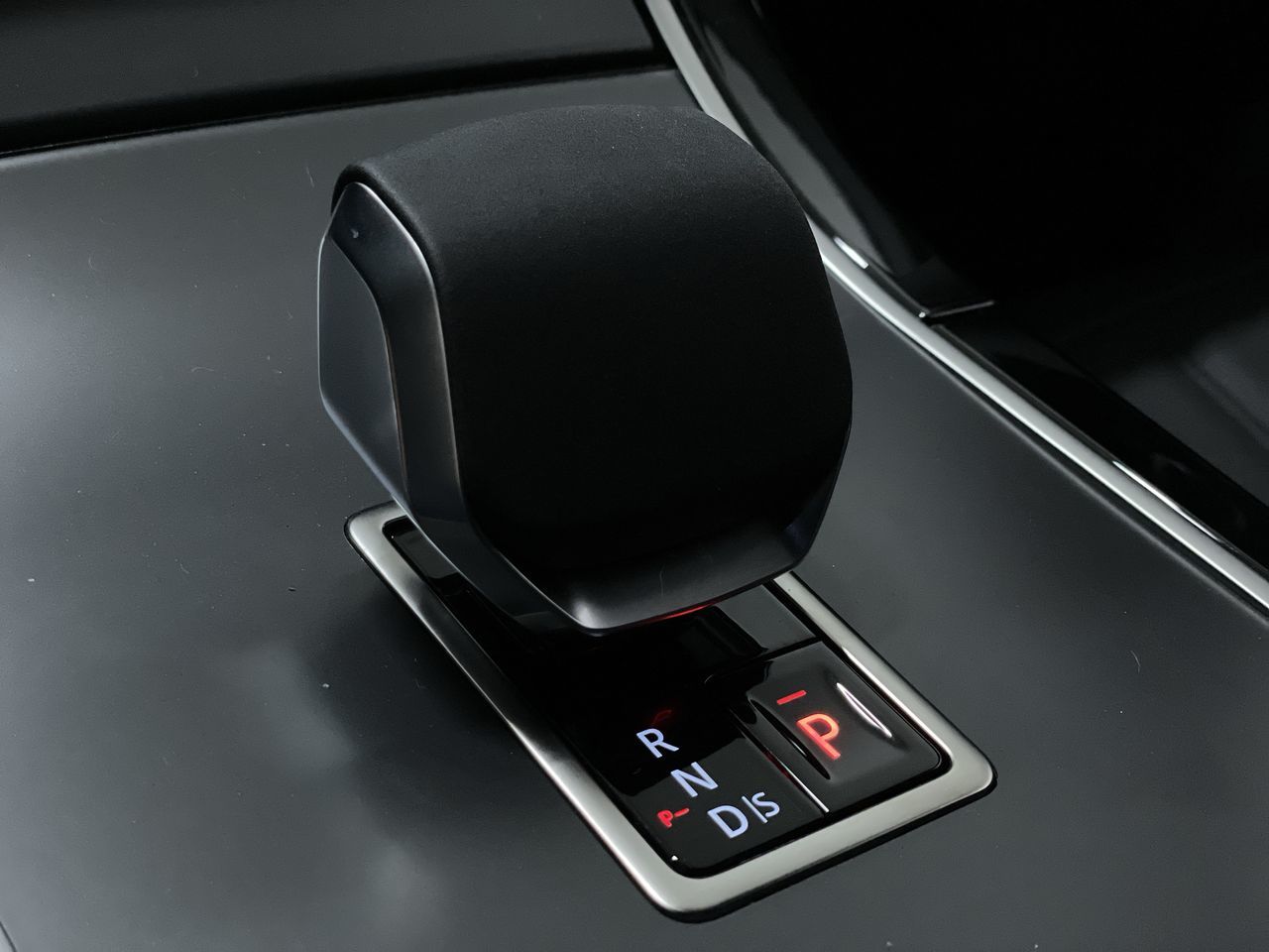 2026 Land Rover Range Rover Evoque