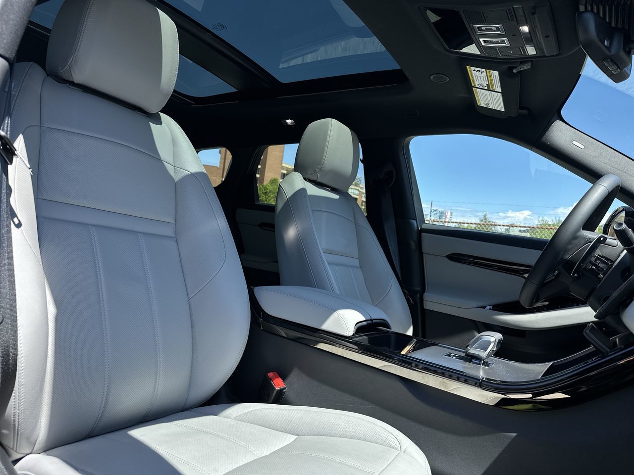 2026 Land Rover Range Rover Evoque