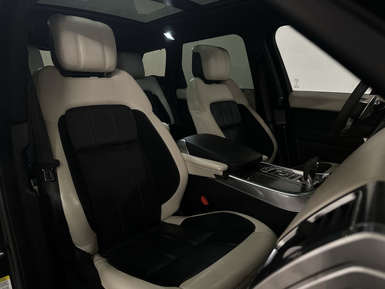 2021 Land Rover Range Rover Sport