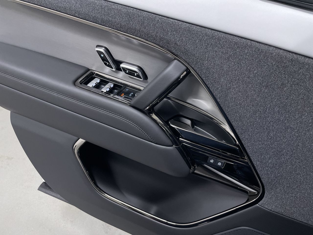 2024 Land Rover Range Rover Sport
