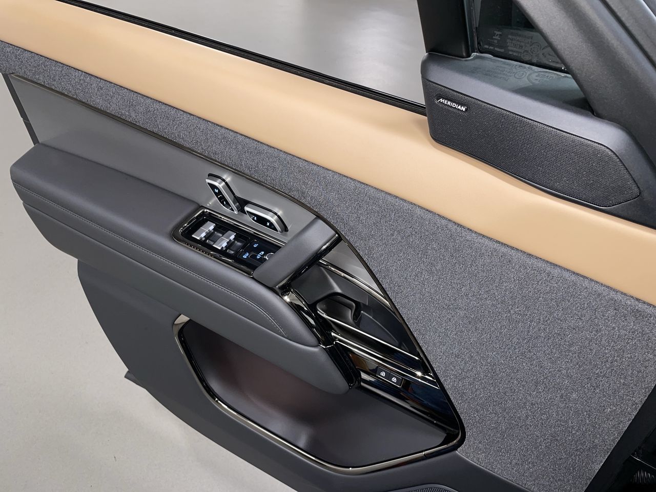 2024 Land Rover Range Rover Sport