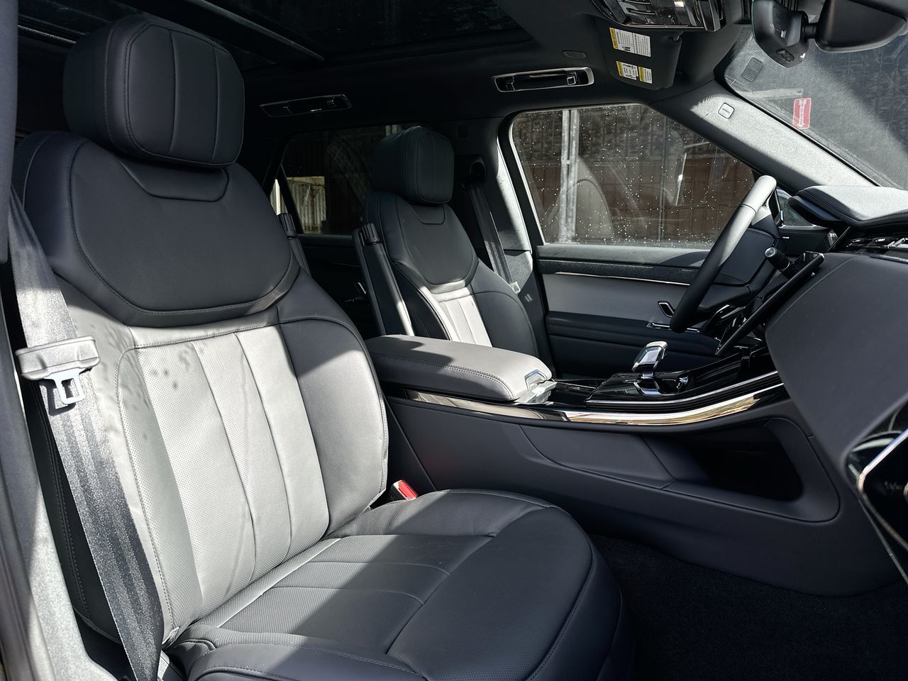 2025 Land Rover Range Rover Sport