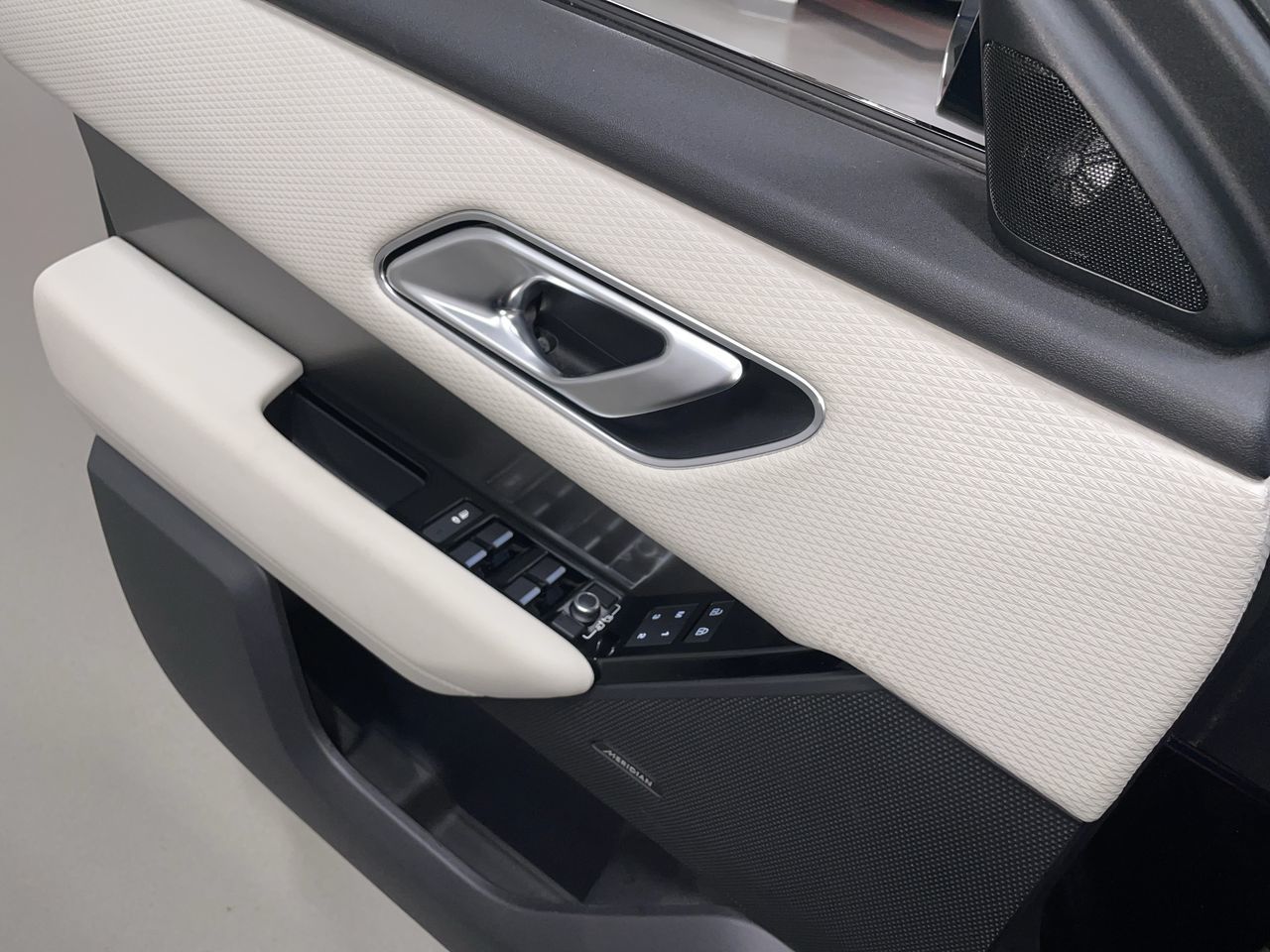 2023 Land Rover Range Rover Velar