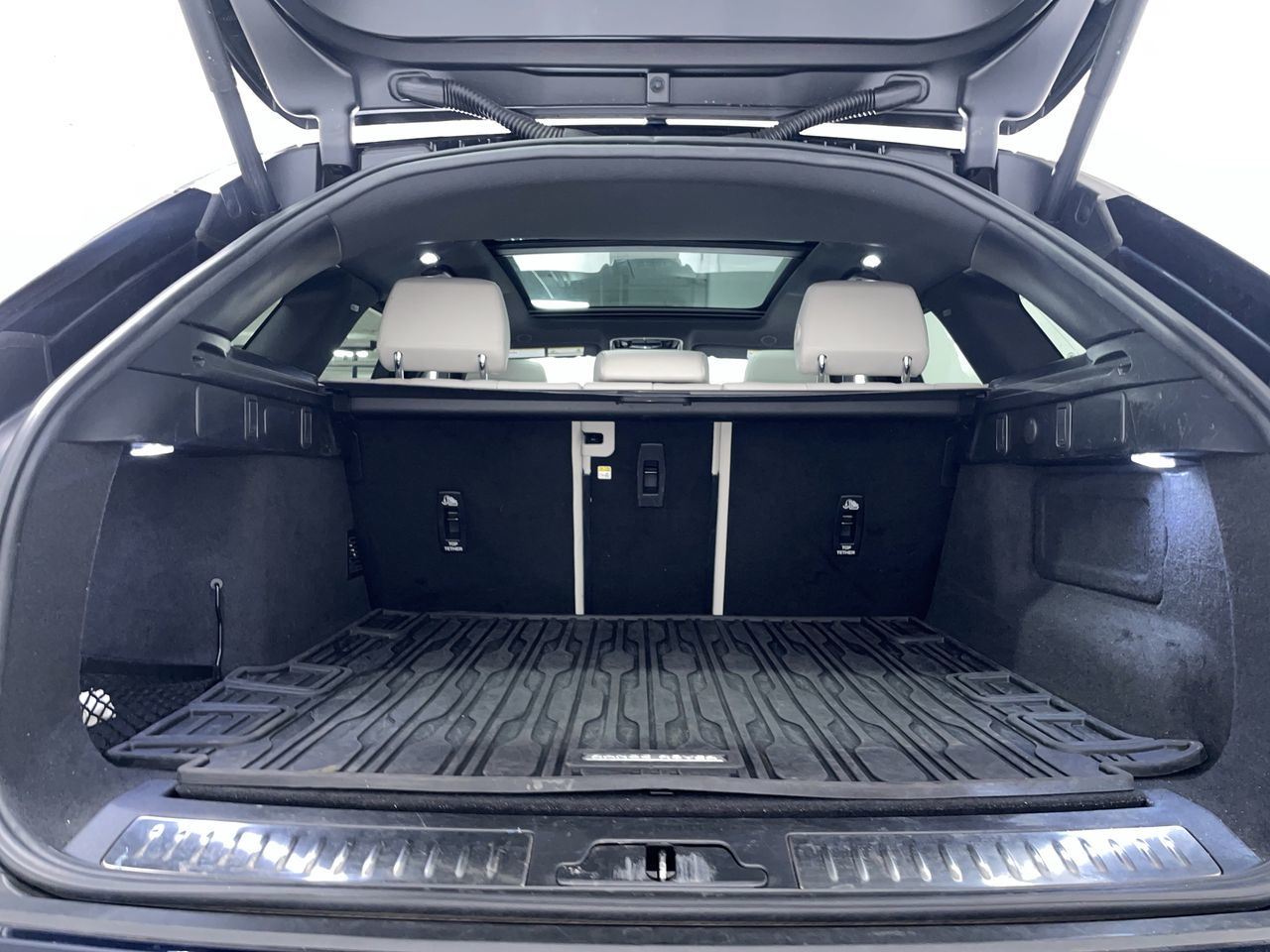 2023 Land Rover Range Rover Velar