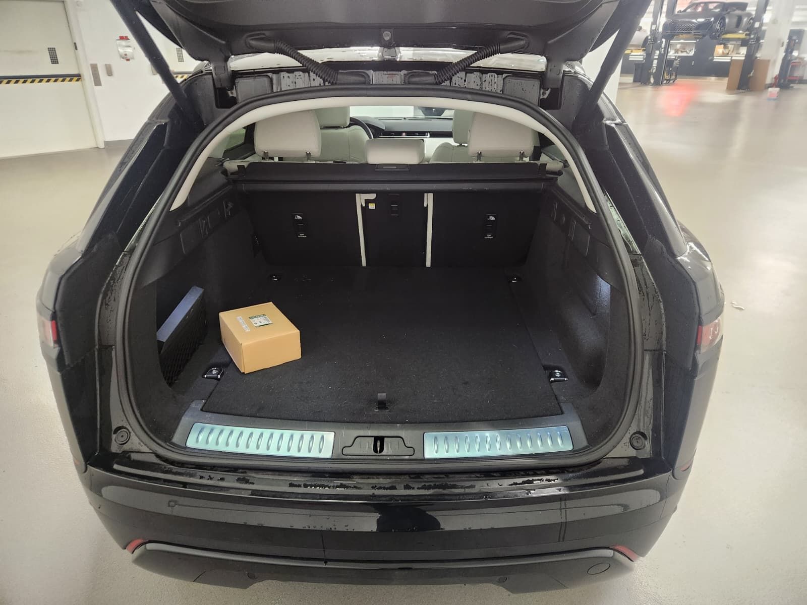 2023 Land Rover Range Rover Velar