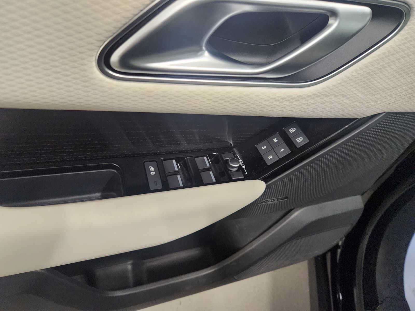 2023 Land Rover Range Rover Velar