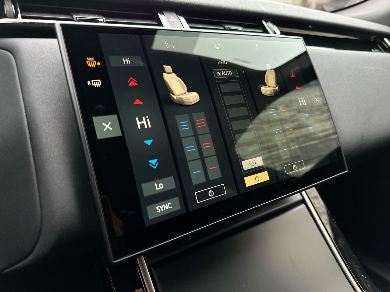 2024 Land Rover Range Rover Velar in Vancouver, British Columbia