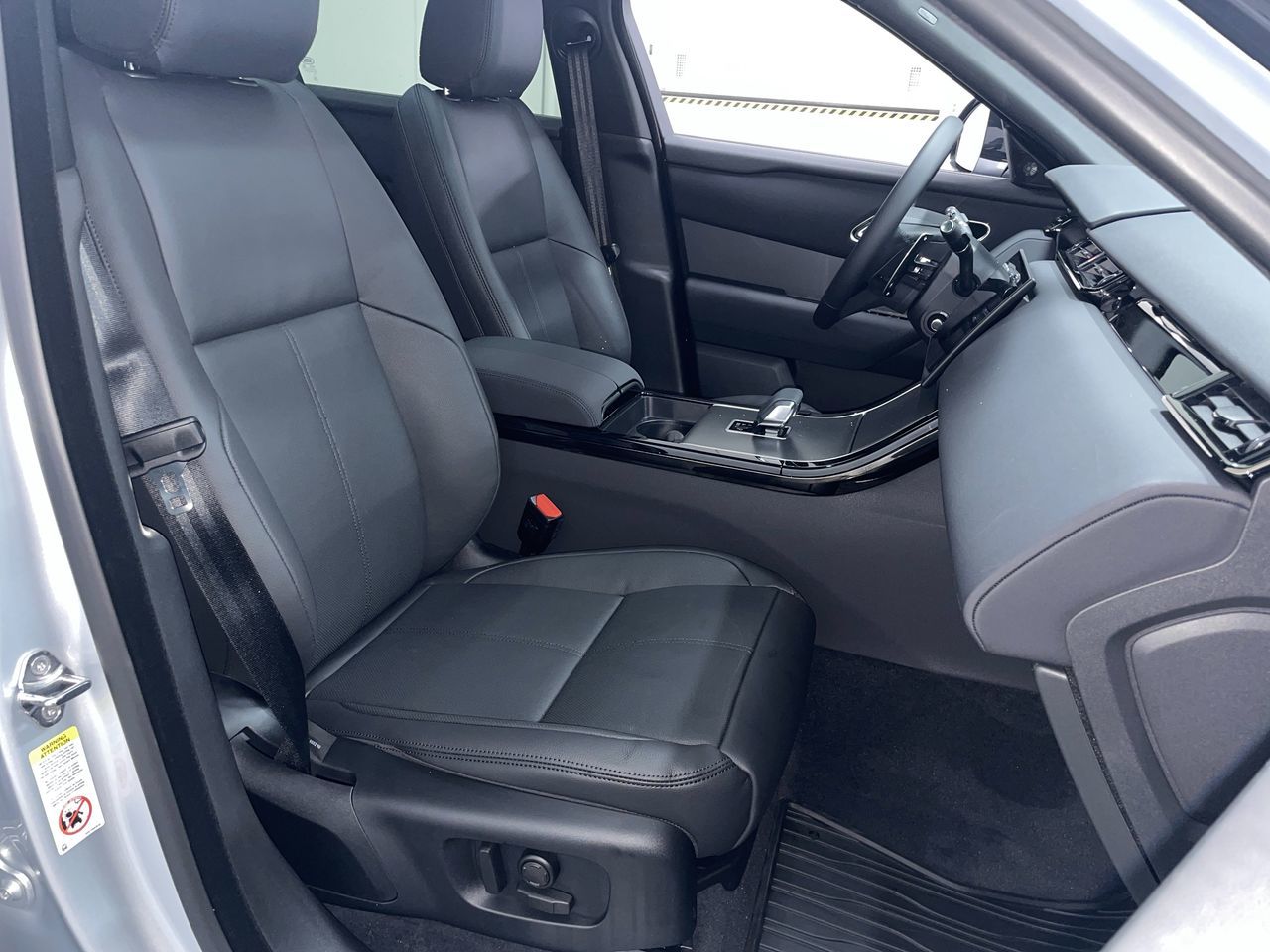 2025 Land Rover Range Rover Velar in Vancouver, British Columbia