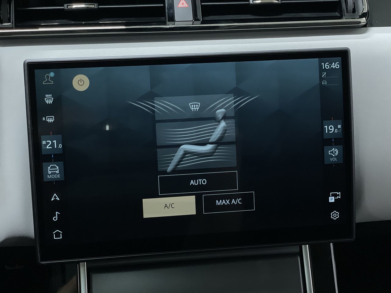 2025 Land Rover Range Rover Velar in Vancouver, British Columbia