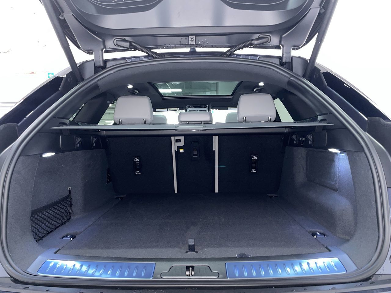 2026 Land Rover Range Rover Velar in Vancouver, British Columbia